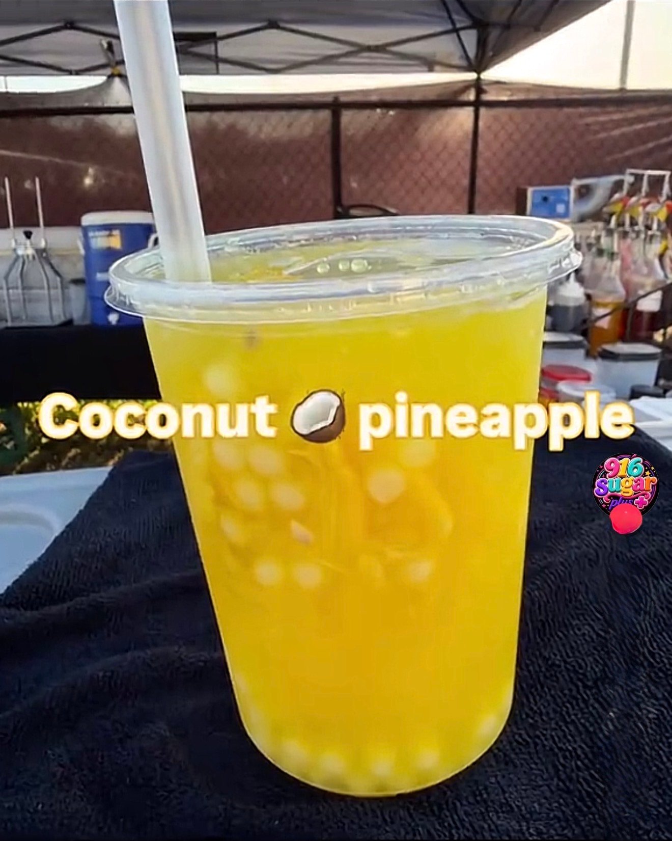 Bebida de coco y piña
